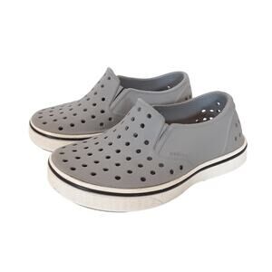 Native Miles Kids 7 Water Shoes Gray White Slip On Sneakers Back to School Play